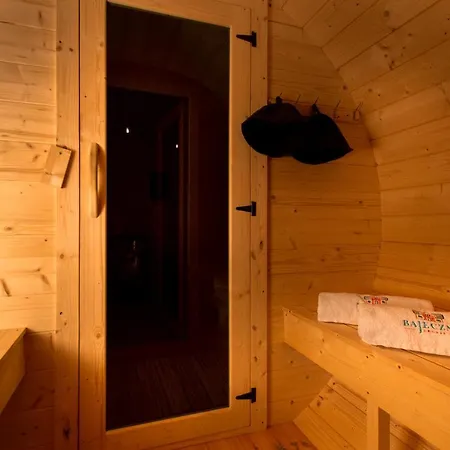 Bajeczny Dworek Karwia