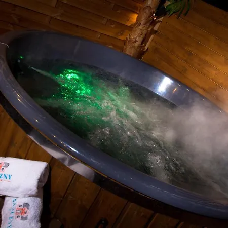 Chalet Bajeczny Dworek Karwia