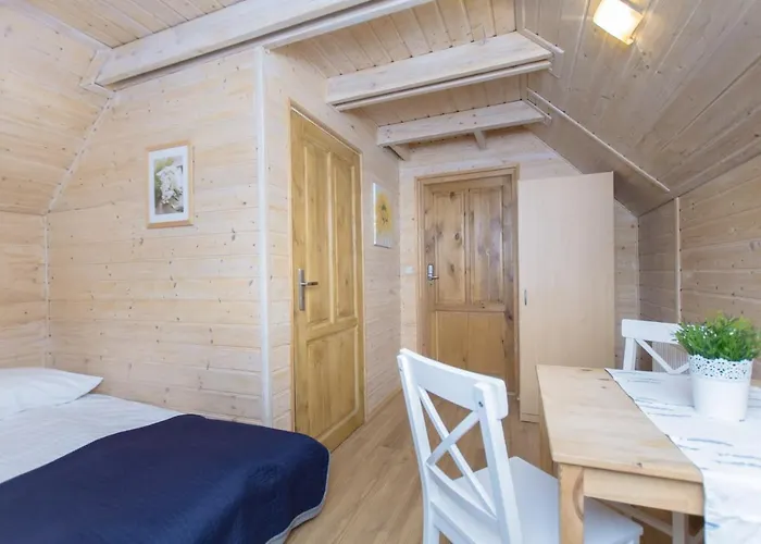 Bajeczny Dworek Шале