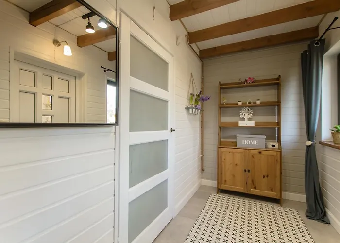 Bajeczny Dworek * Карвиа