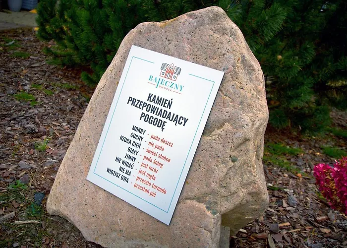 Bajeczny Dworek Карвиа