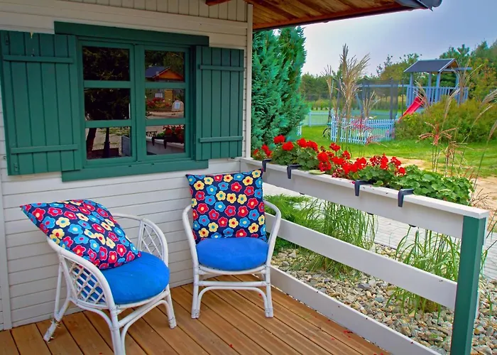 Bajeczny Dworek Шале Карвиа